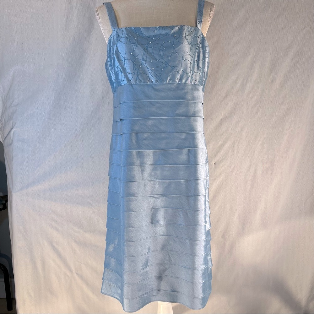 R & M Richards Dress Blue Satin Tiered Ruffles  Embellished Cocktail EUC 10👍